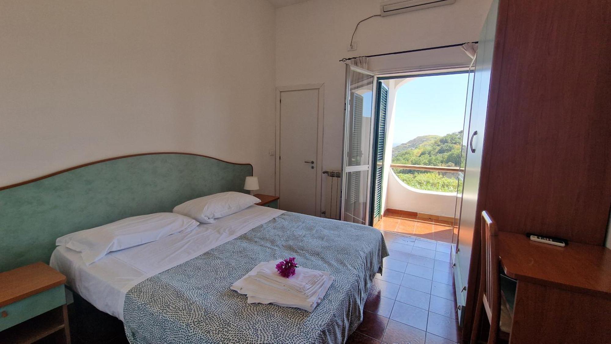 Hotel Bellavista Ischia Exteriör bild