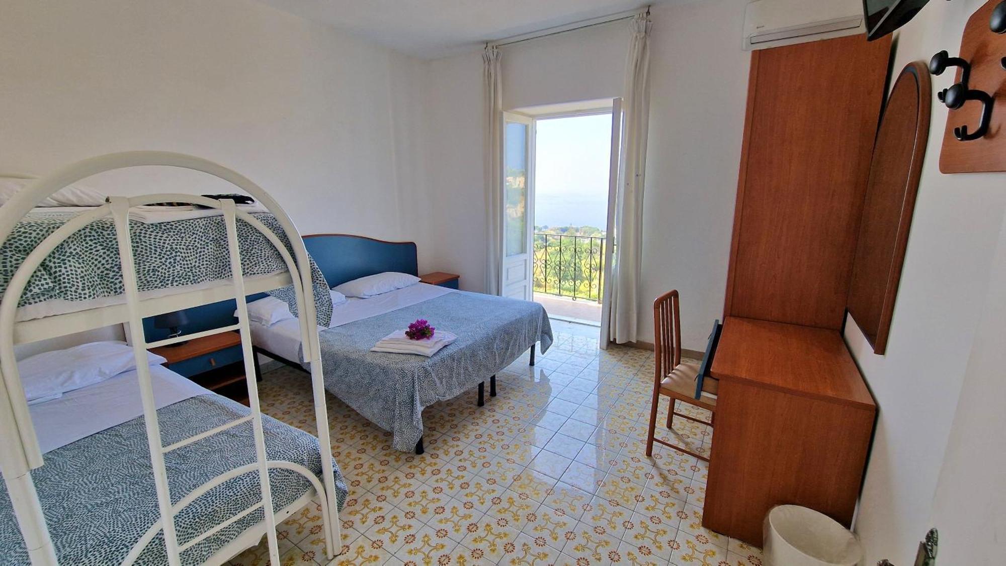 Hotel Bellavista Ischia Exteriör bild